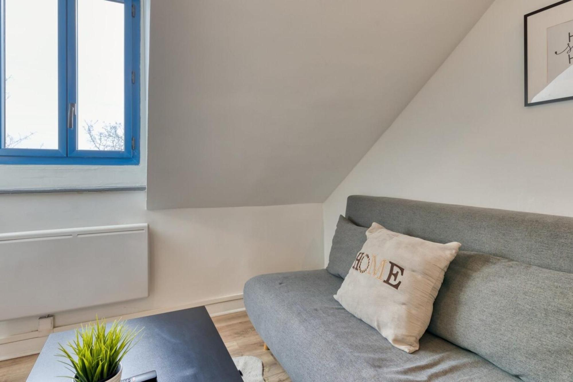 Le Cocoon Proche Du Vieux Marche Apartment
